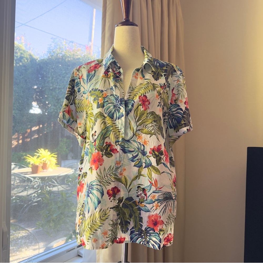 Disney Tommy Bahama Jungle Jubilee Camp Shirt Medium - Picture 2 of 13